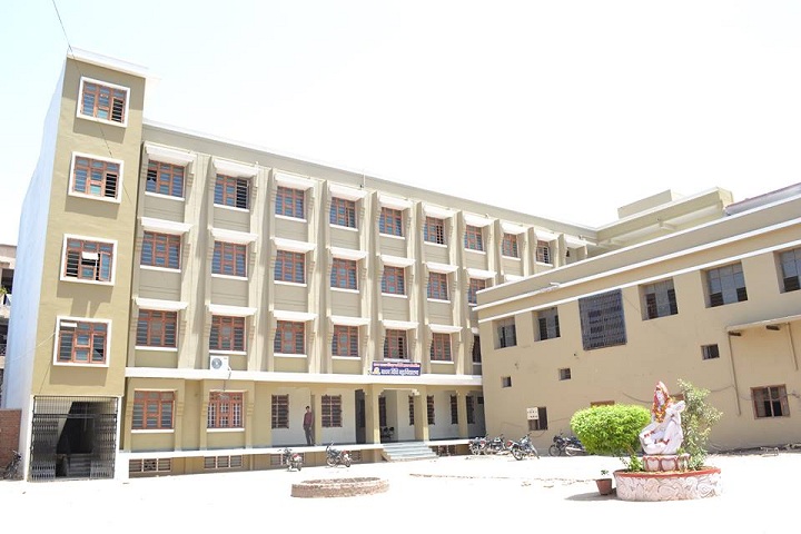 https://cache.careers360.mobi/media/colleges/social-media/media-gallery/9437/2019/7/15/College View of Madhav Vidhi Mahavidhyalaya Gwalior_Campus-View.jpg